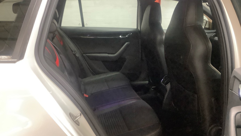 Used Skoda Octavia 2015 for sale - 76588992: Photo 8