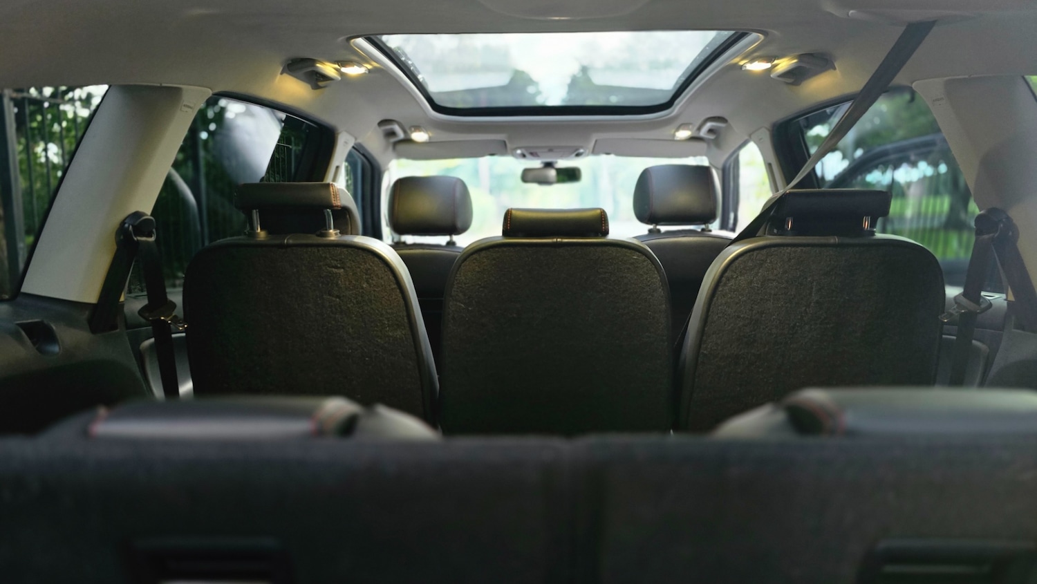 Used Ford S-Max 2013 for sale - 75779617: Photo 25