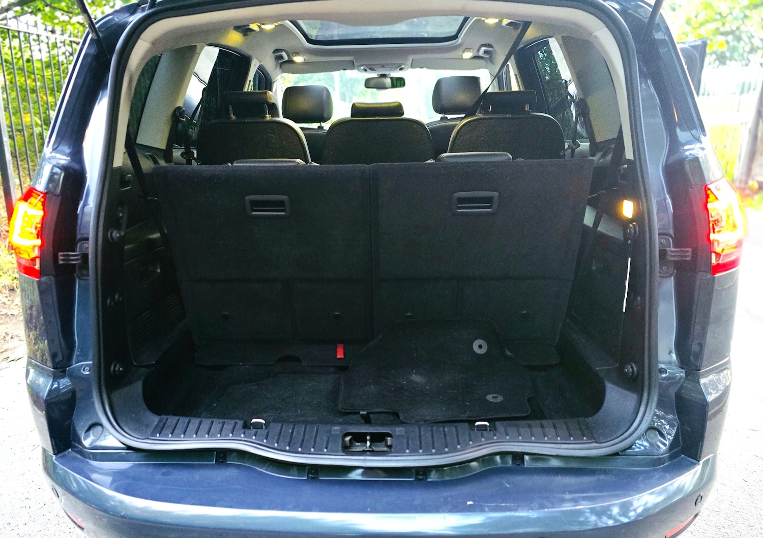 Used Ford S-Max 2013 for sale - 75779617: Photo 26