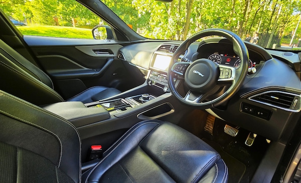 Used Jaguar F-Pace 2020 for sale - 75443443: Photo 17