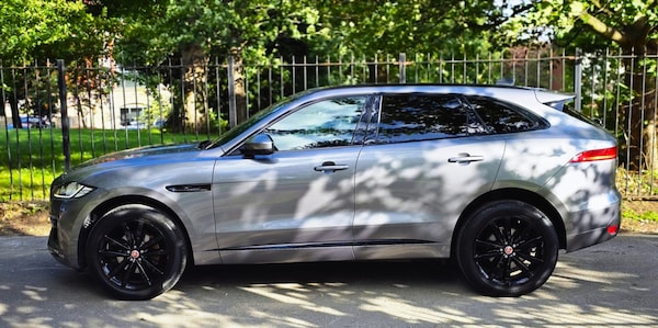 Used Jaguar F-Pace 2020 for sale - 75443443: Photo 3
