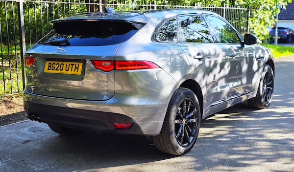 Used Jaguar F-Pace 2020 for sale - 75443443: Photo 6