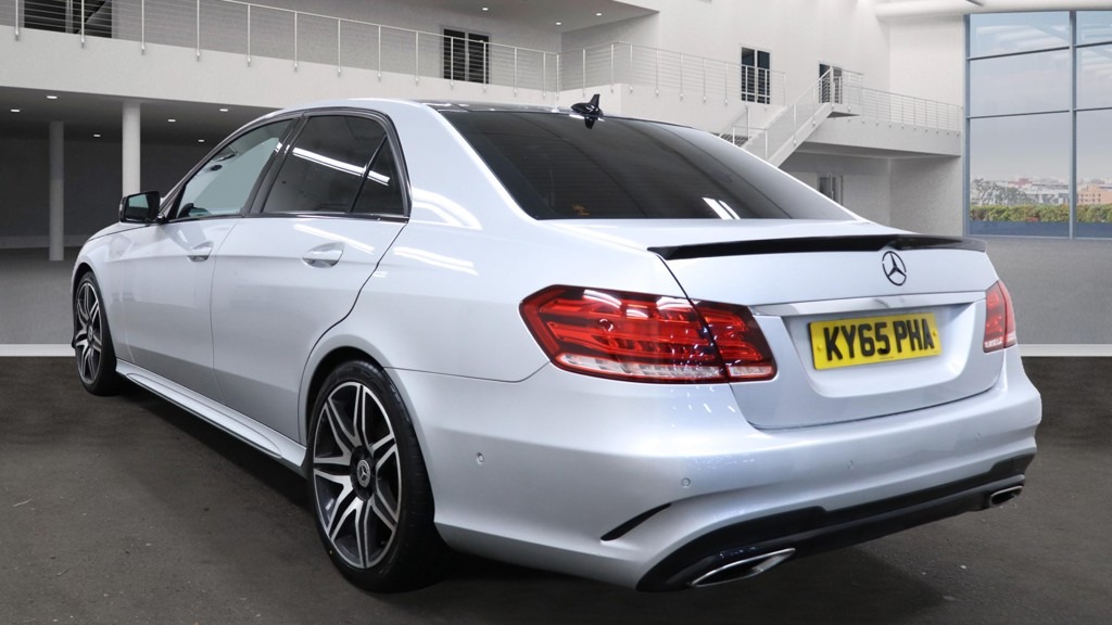 Used Mercedes-Benz E Class 2015 for sale - 76325069: Photo 5