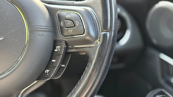 Used Jaguar XJ 2013 for sale - 71846176: Photo 17