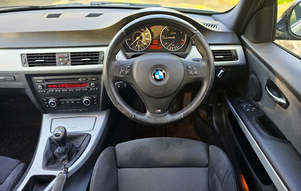 Used BMW 3 Series 2010 for sale - 74464178: Photo 14