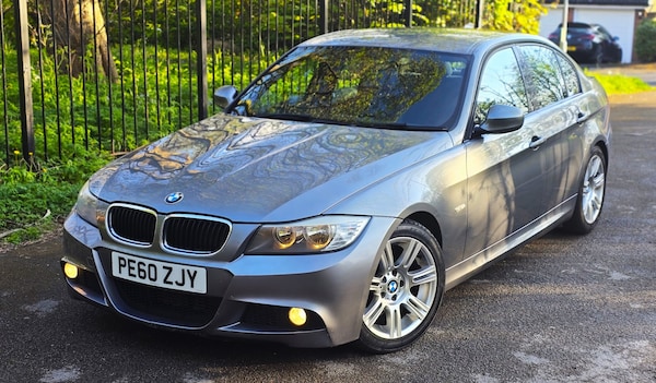 Used BMW 3 Series 2010 for sale - 74464178: Photo 2
