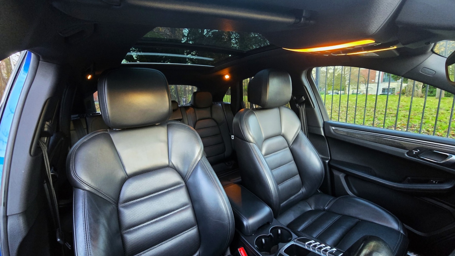 Used Porsche Macan 2017 for sale - 76770217: Photo 16