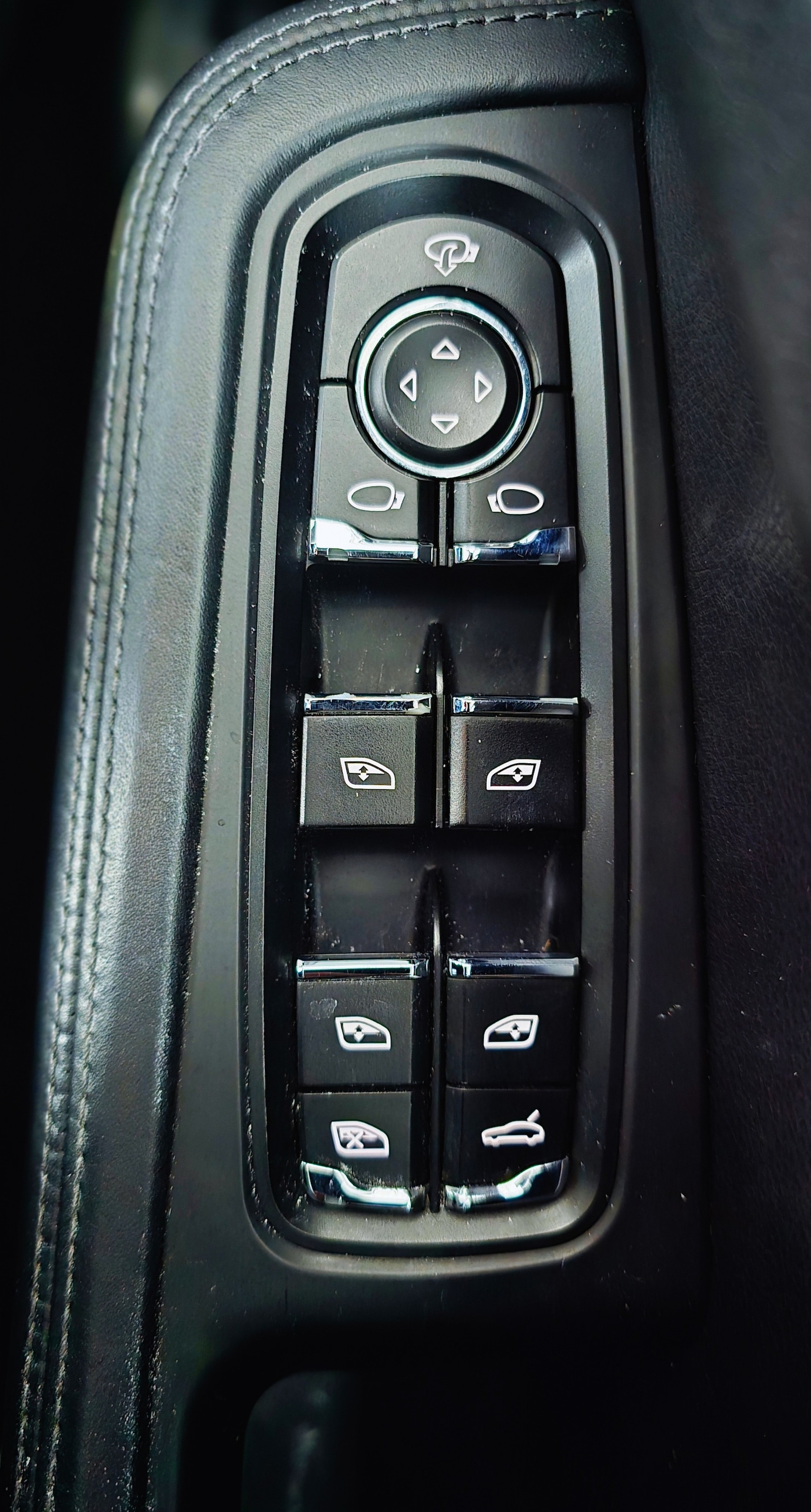 Used Porsche Macan 2017 for sale - 76770217: Photo 35