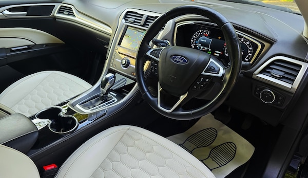 Used Ford Mondeo 2016 for sale - 75486470: Photo 24