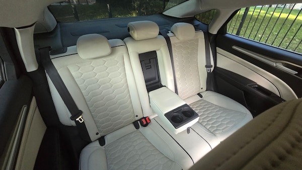 Used Ford Mondeo 2016 for sale - 75486470: Photo 30