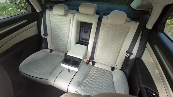 Used Ford Mondeo 2016 for sale - 75486470: Photo 31