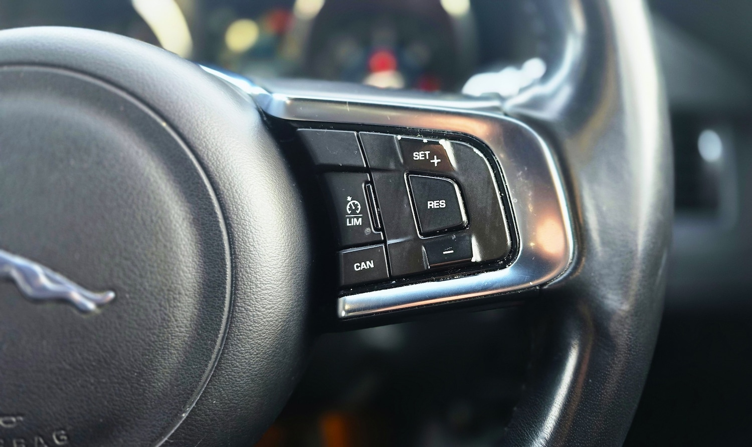 Used Jaguar XF 2018 for sale - 77049649: Photo 19