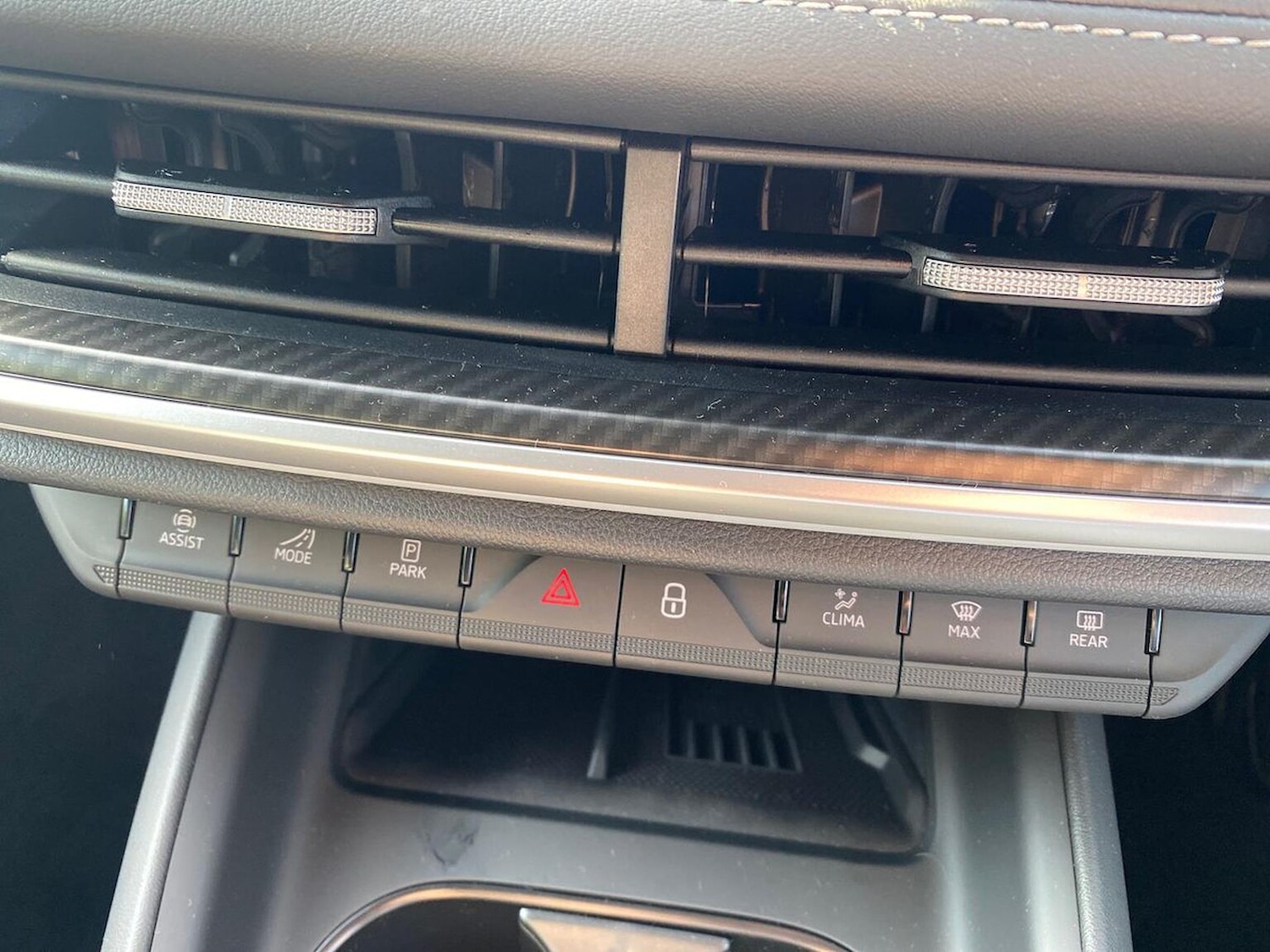 Used Skoda Enyaq 2025 for sale - 76536561: Photo 13