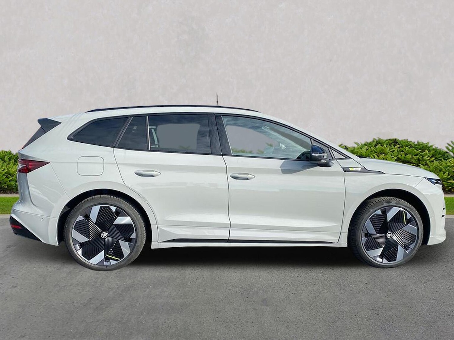 Used Skoda Enyaq 2025 for sale - 76536561: Photo 4