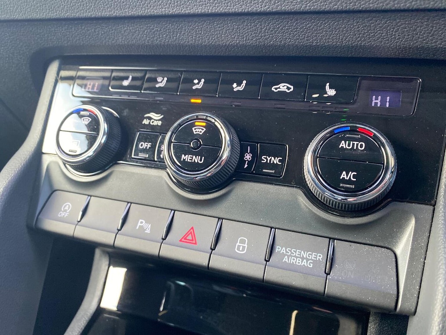 Used Skoda Karoq 2023 for sale - 76821720: Photo 12