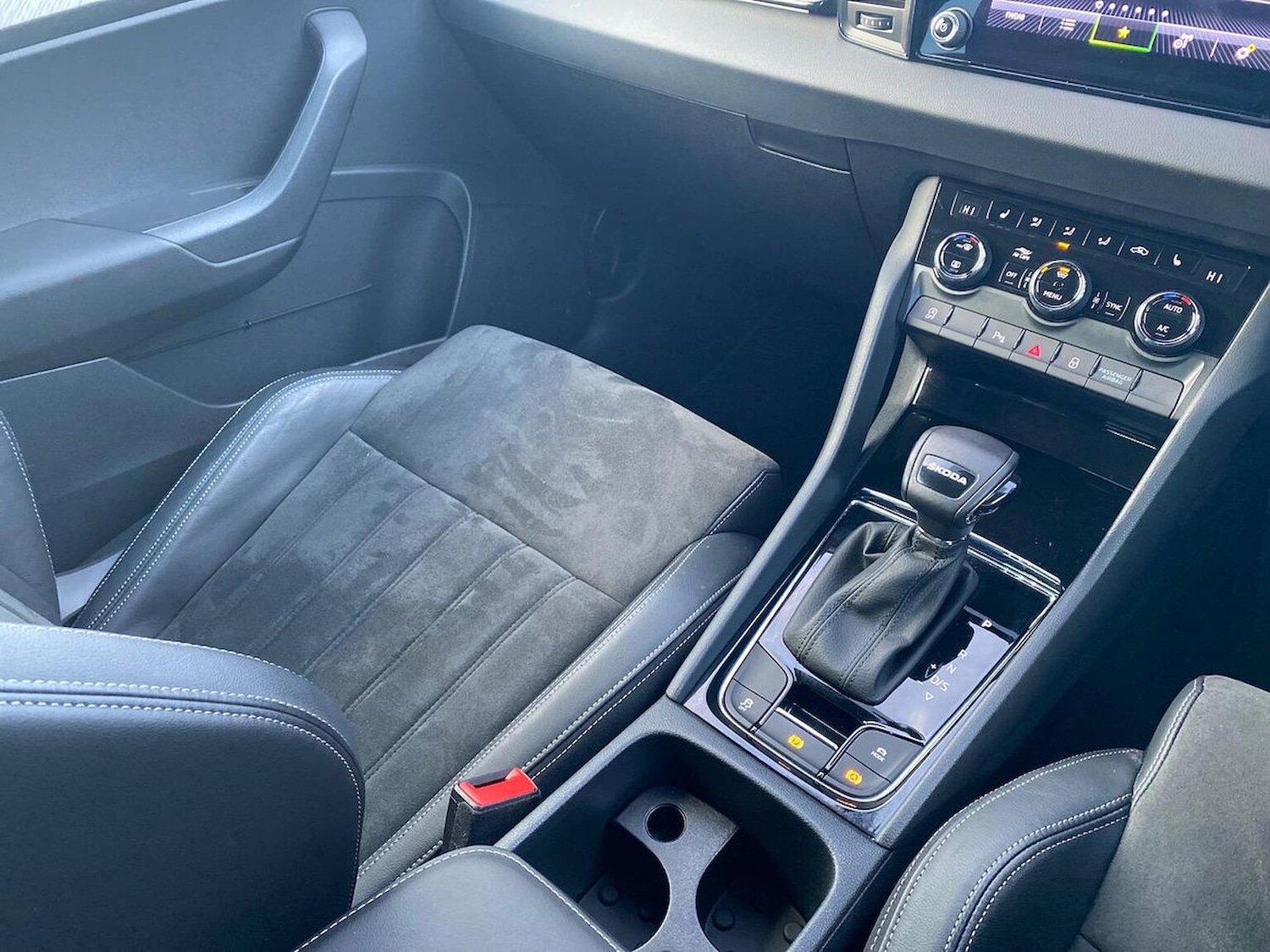 Used Skoda Karoq 2023 for sale - 76821720: Photo 13