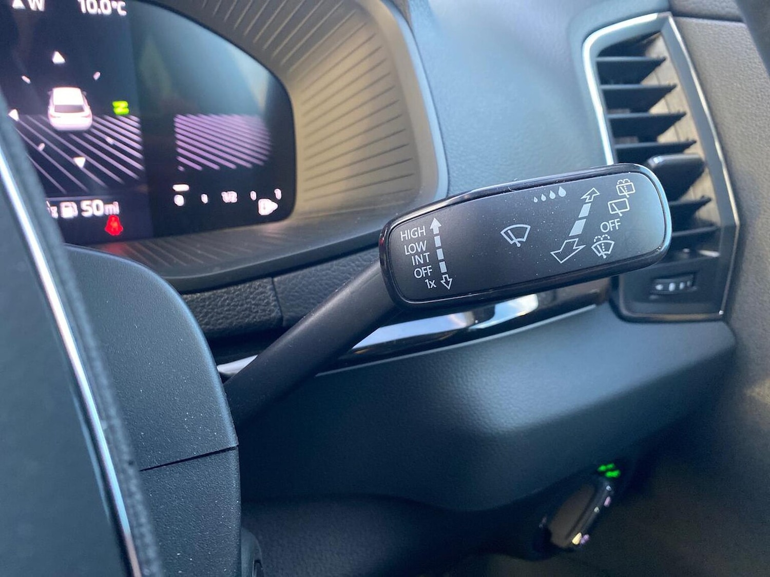 Used Skoda Karoq 2023 for sale - 76821720: Photo 28