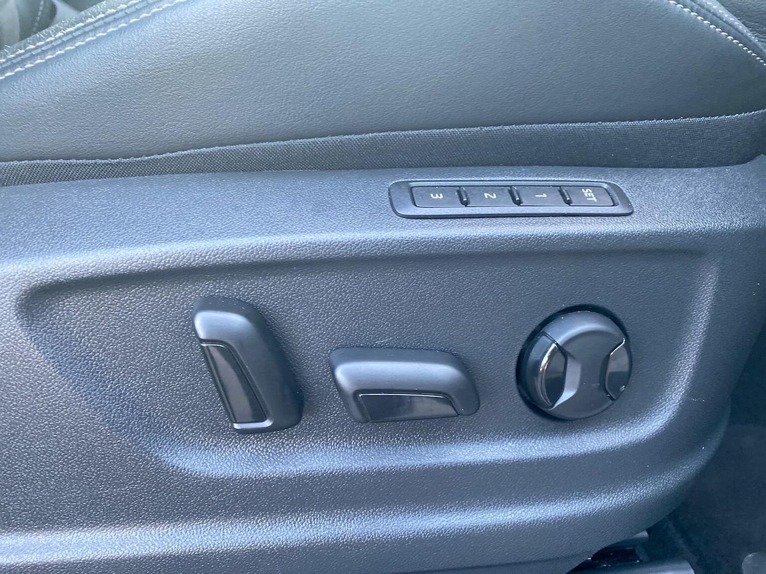 Used Skoda Karoq 2023 for sale - 76821720: Photo 30