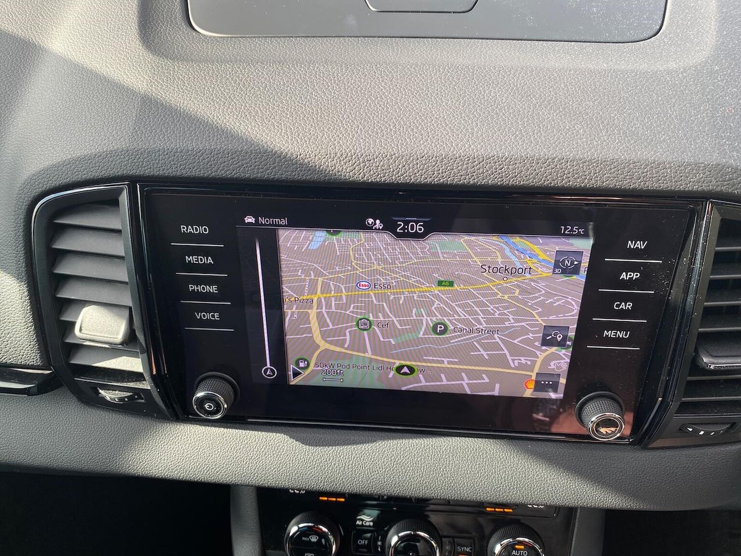 Used Skoda Karoq 2022 for sale - 76412482: Photo 25