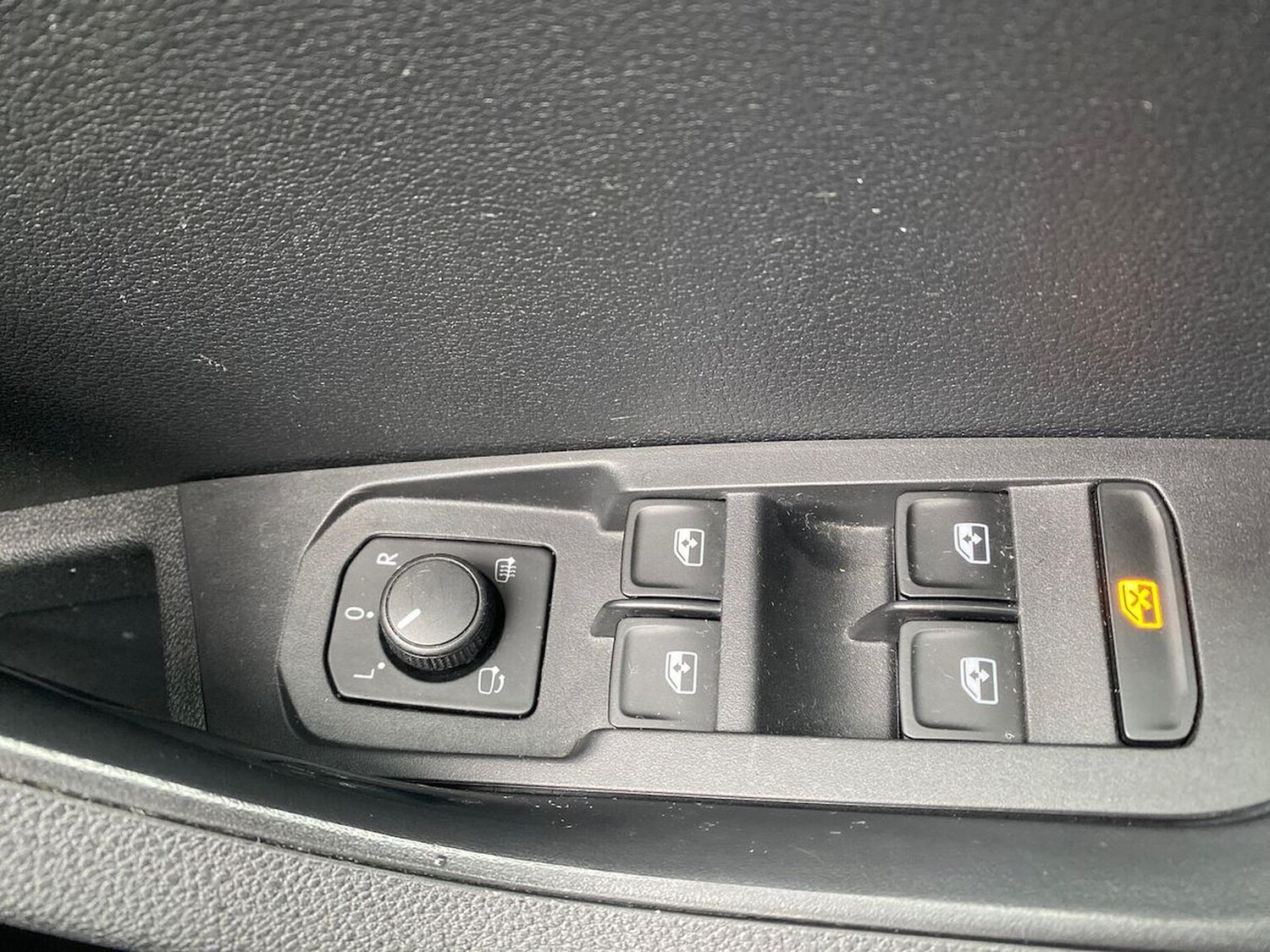 Used Skoda Karoq 2023 for sale - 76164786: Photo 23