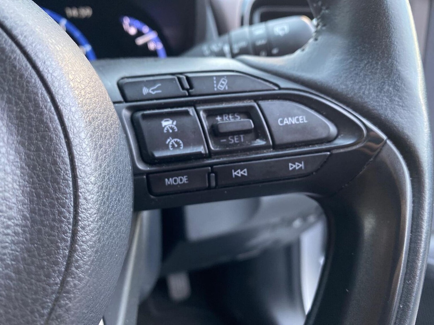 Used Toyota Yaris Cross 2023 for sale - 76510695: Photo 26