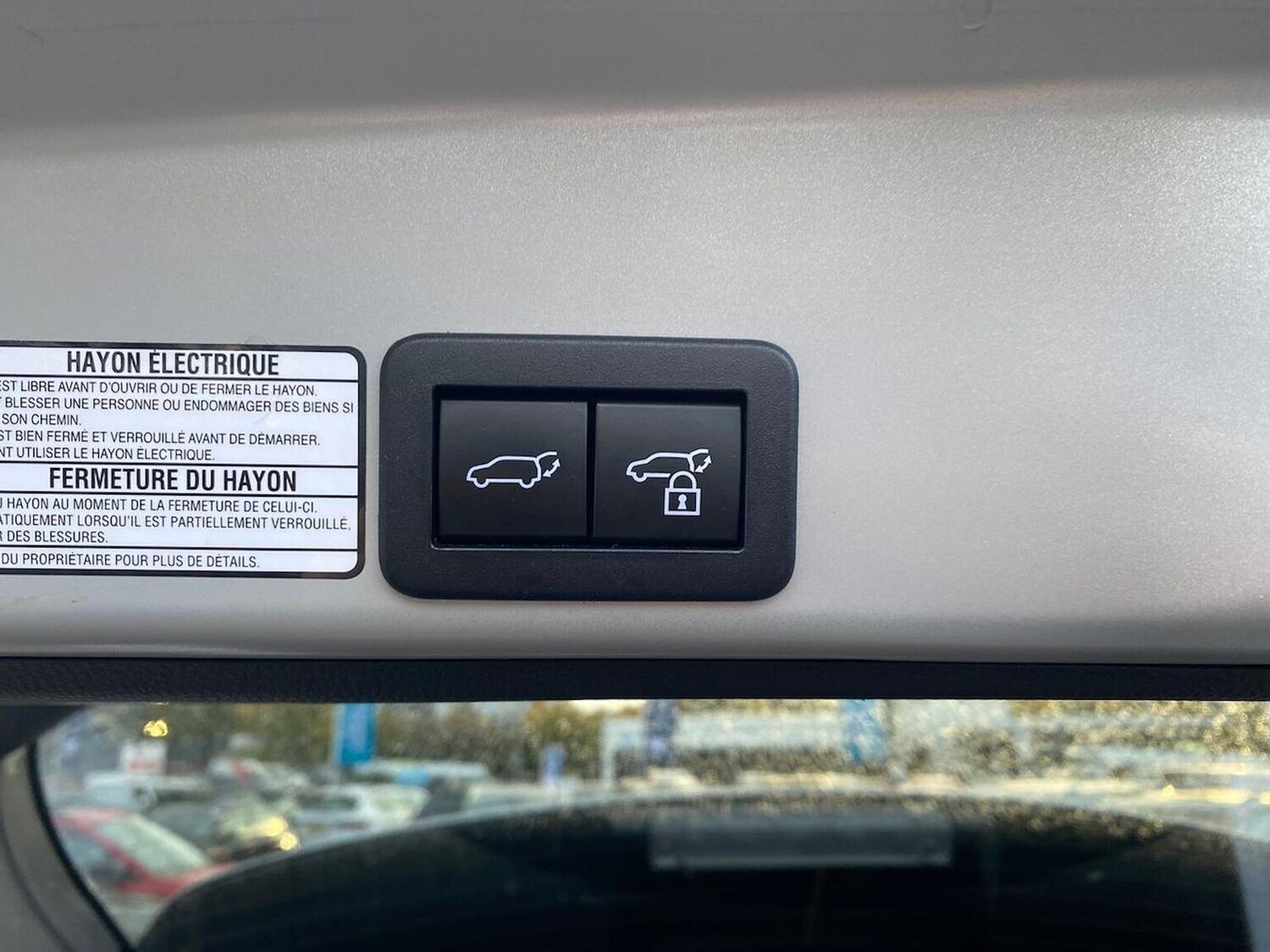 Used Toyota Yaris Cross 2023 for sale - 76510695: Photo 39