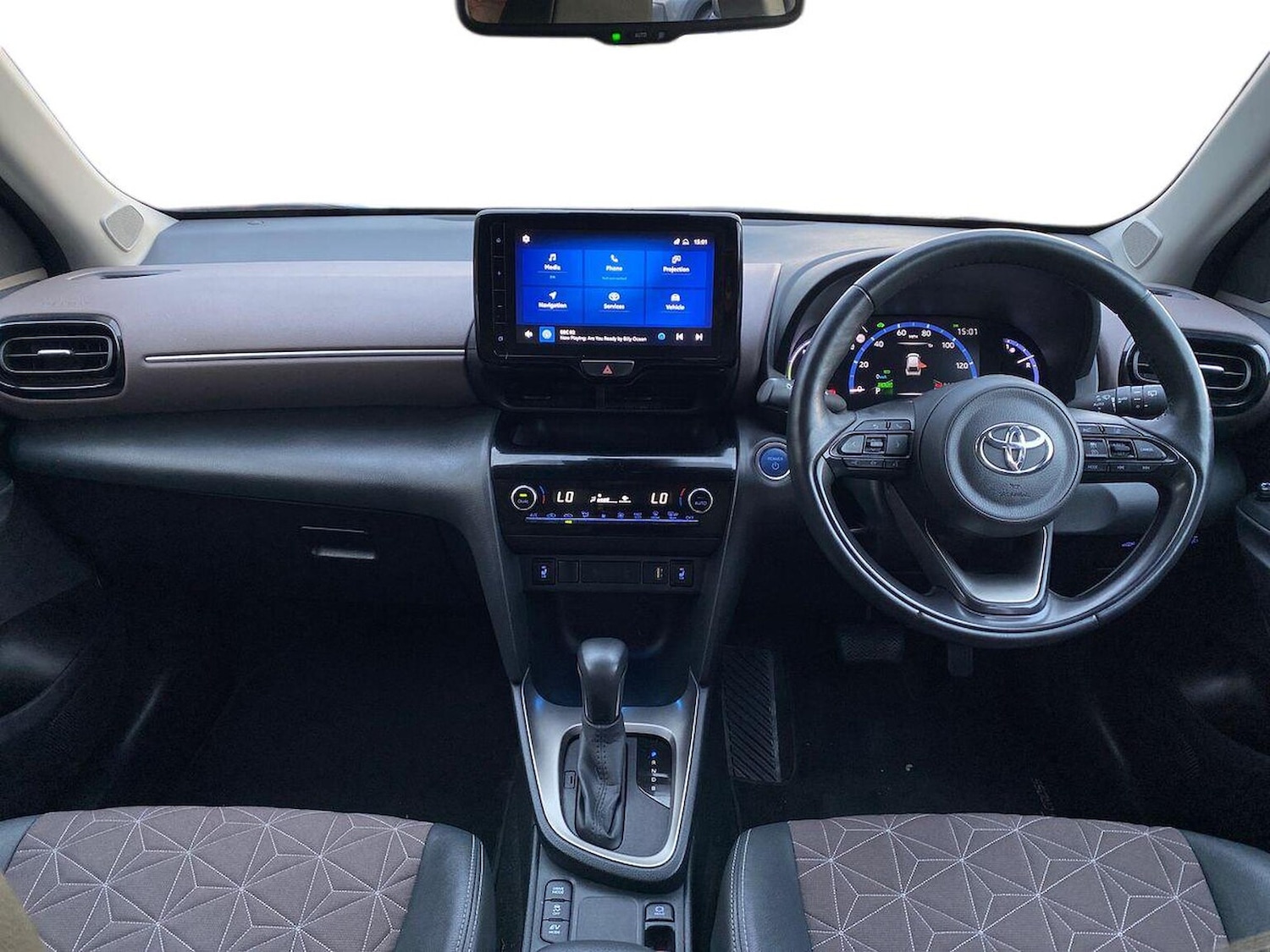 Used Toyota Yaris Cross 2023 for sale - 76510695: Photo 8