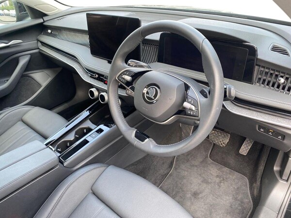 Used Skoda Superb 2024 for sale - 75556243: Photo 17