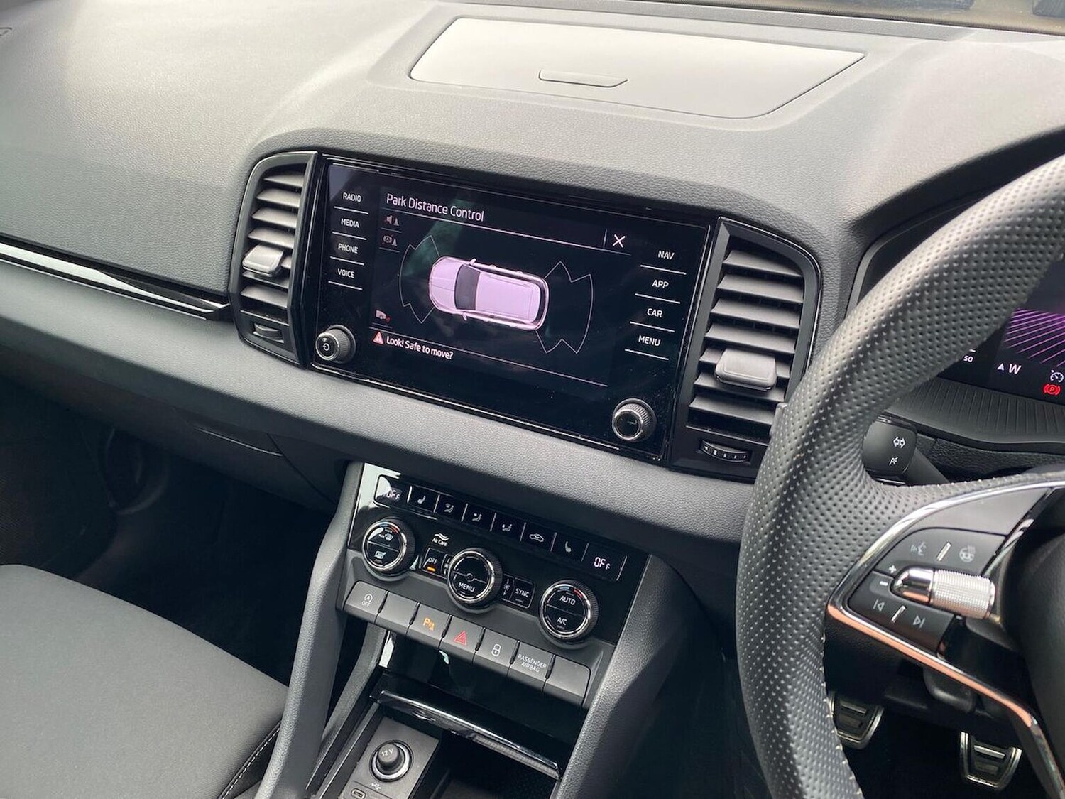 Used Skoda Karoq 2023 for sale - 78193299: Photo 24