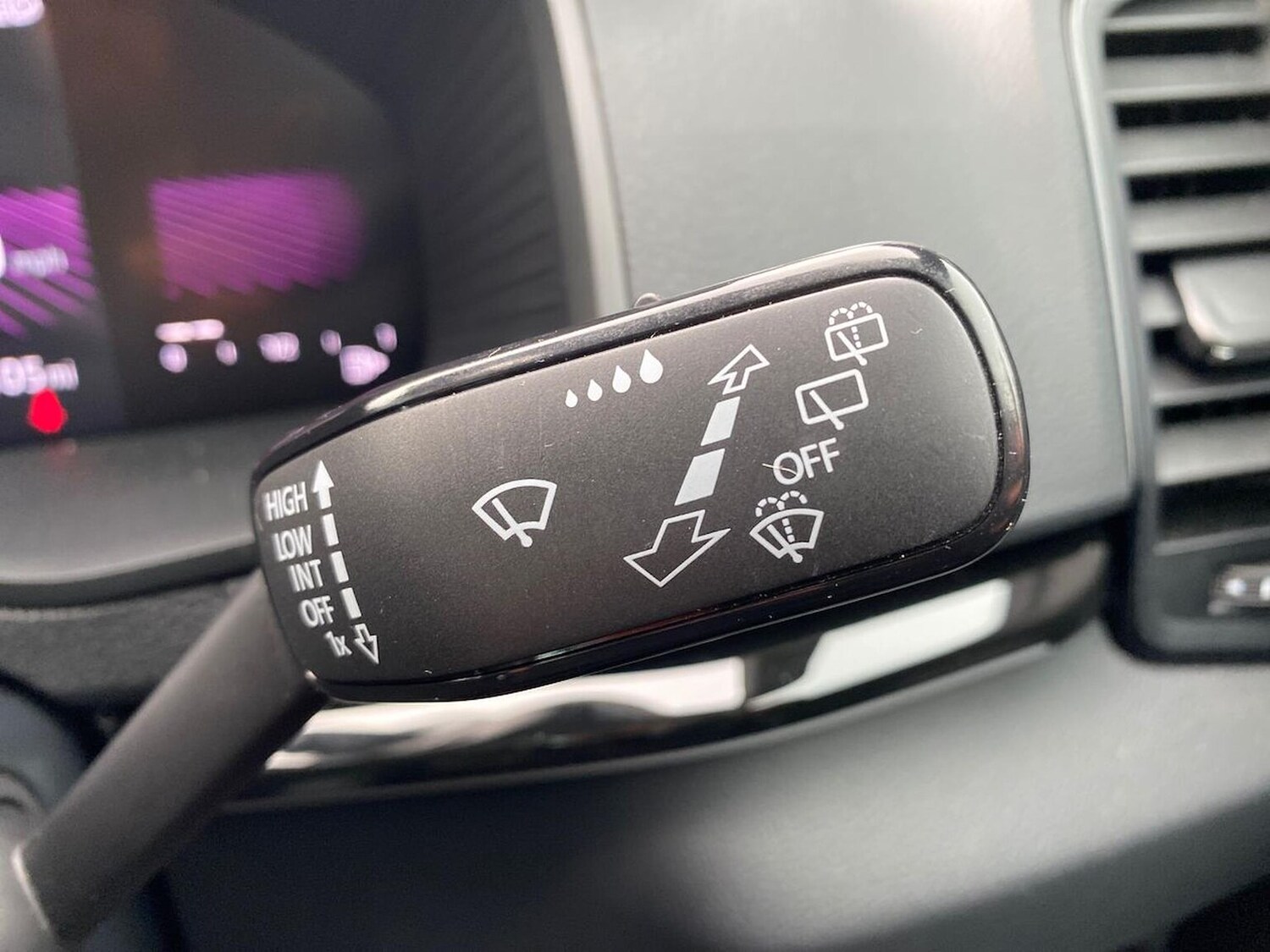 Used Skoda Karoq 2023 for sale - 78193299: Photo 29