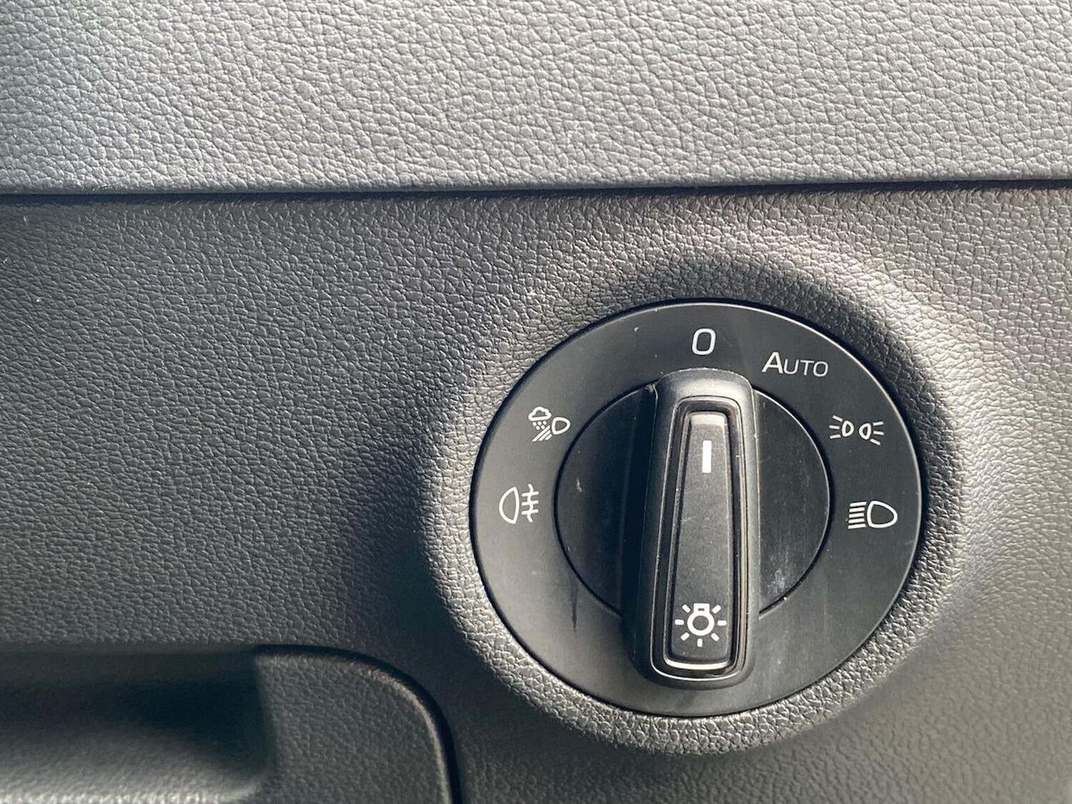 Used Skoda Karoq 2023 for sale - 78193299: Photo 44