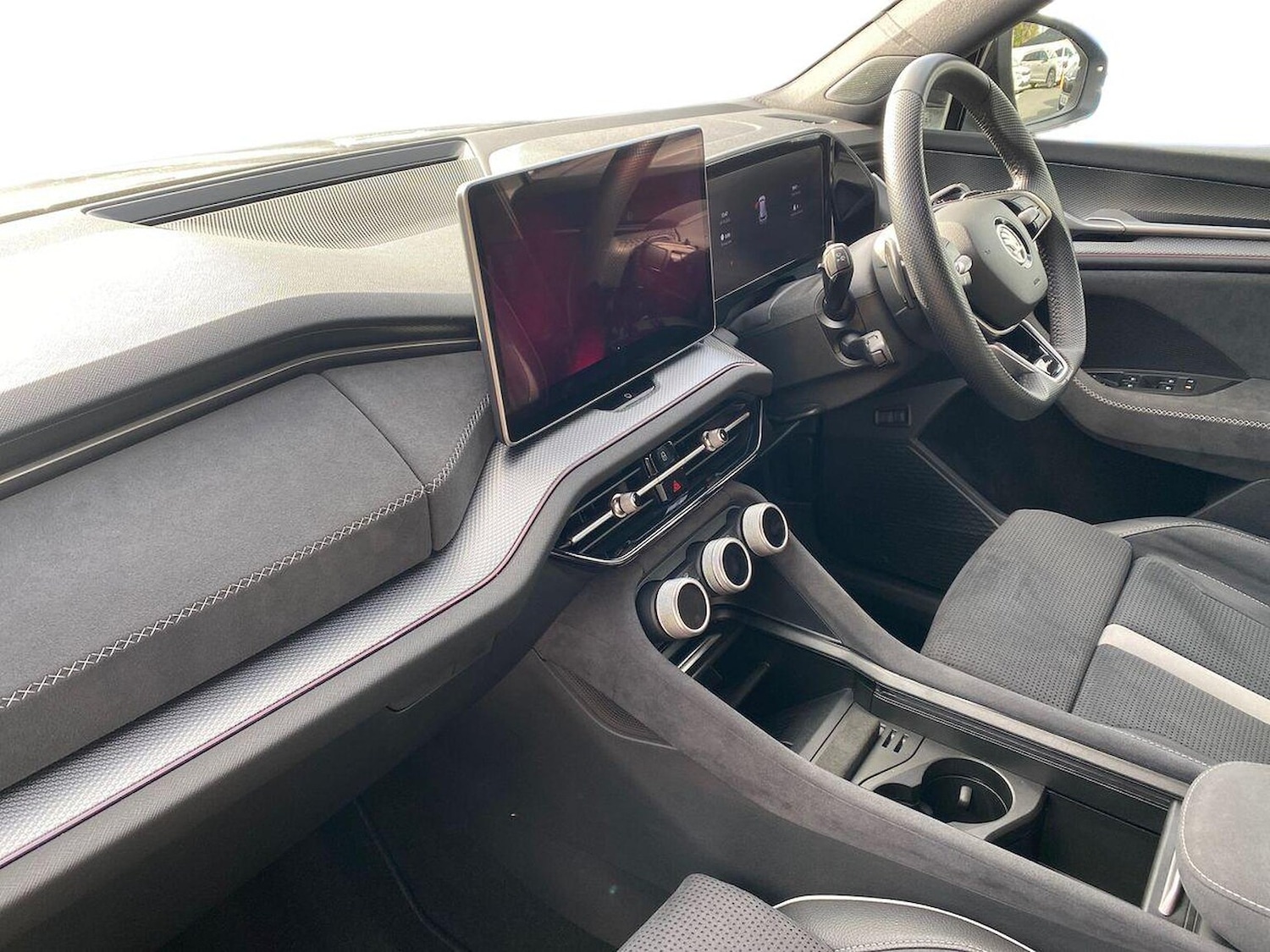 Used Skoda Kodiaq 2025 for sale - 76407360: Photo 8