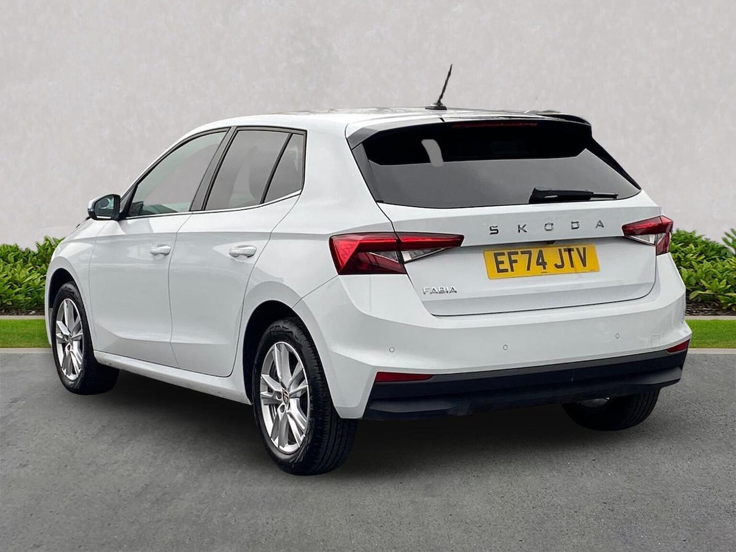 Used Skoda Fabia 2024 for sale - 77872128: Photo 2