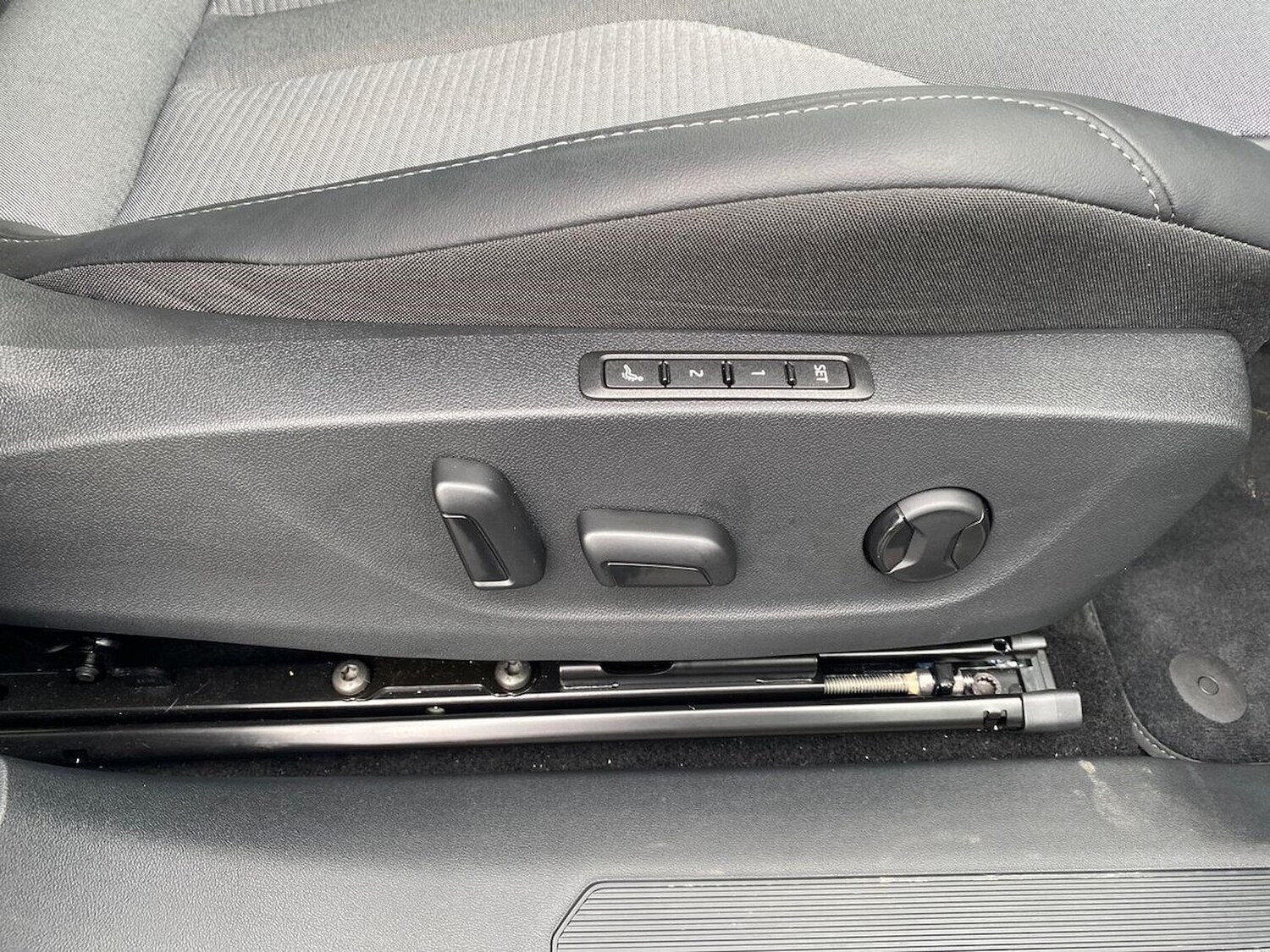 Used Skoda Enyaq 2025 for sale - 77687966: Photo 31