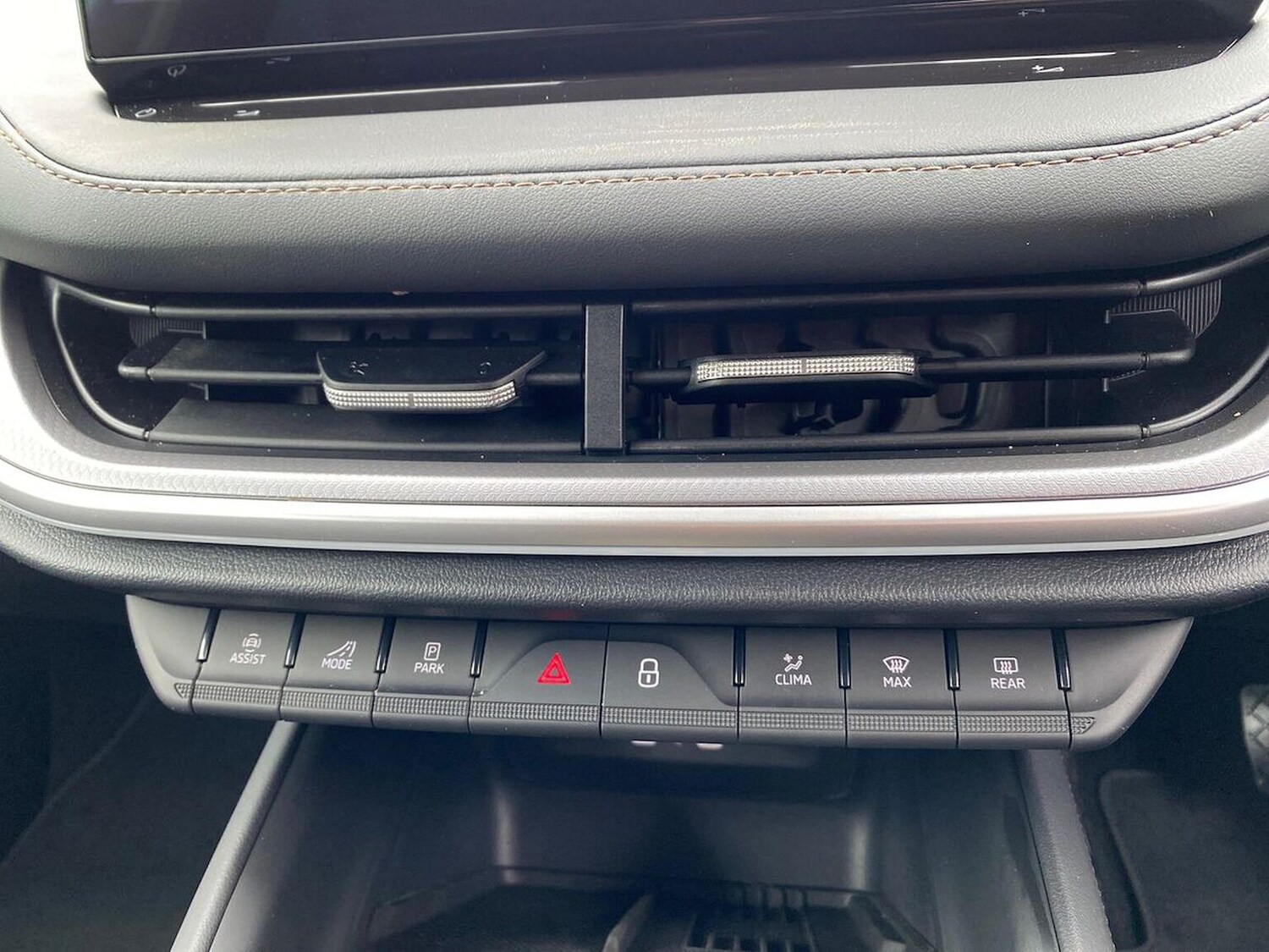 Used Skoda Enyaq 2025 for sale - 78139579: Photo 13