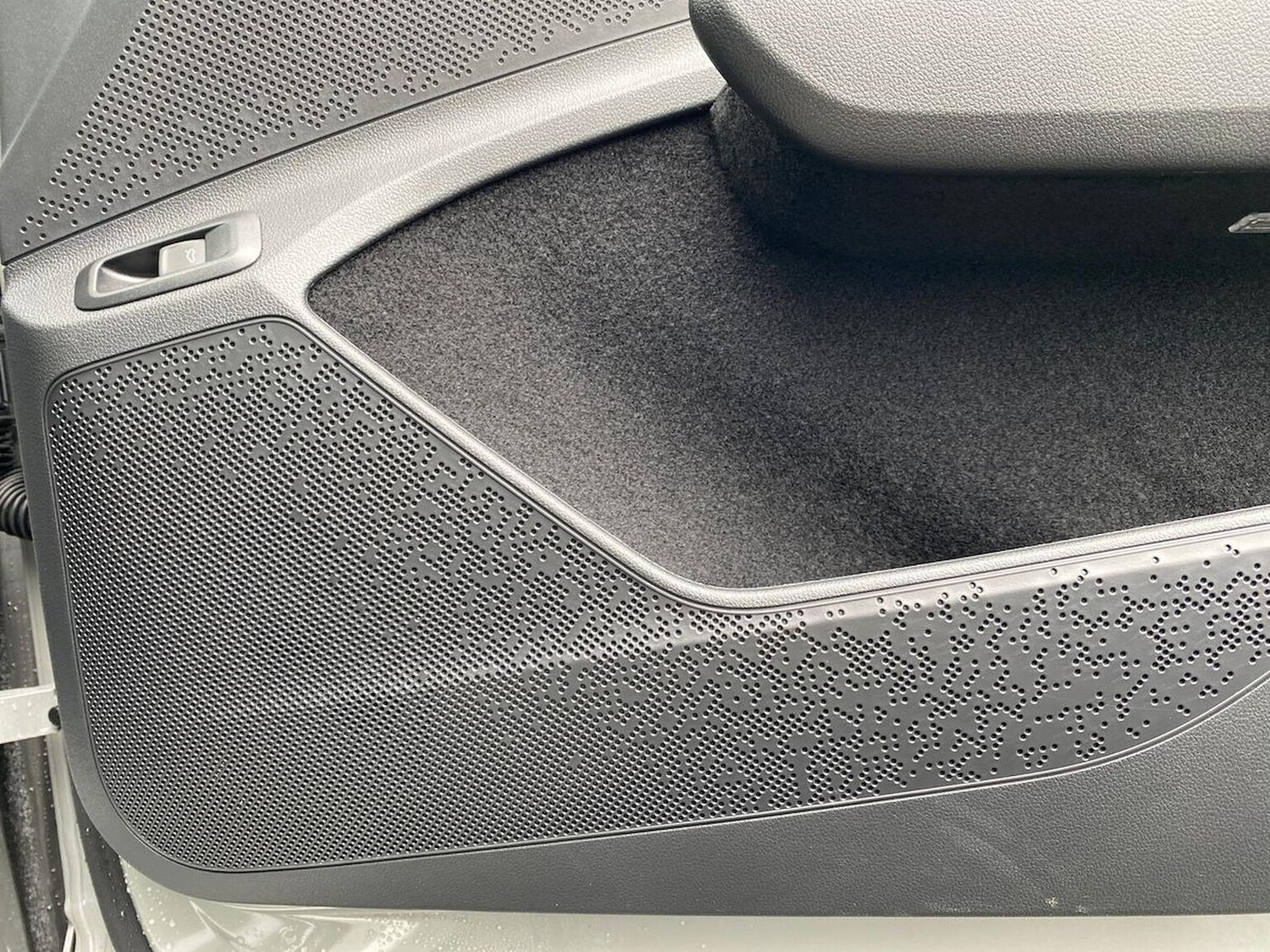 Used Skoda Enyaq 2025 for sale - 78139579: Photo 32