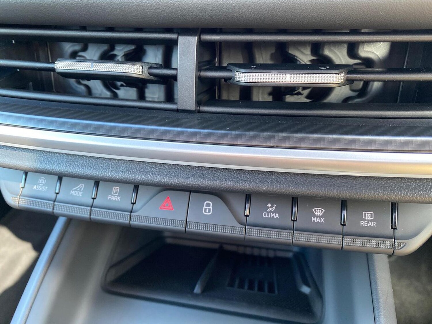 Used Skoda Enyaq 2025 for sale - 78144517: Photo 13