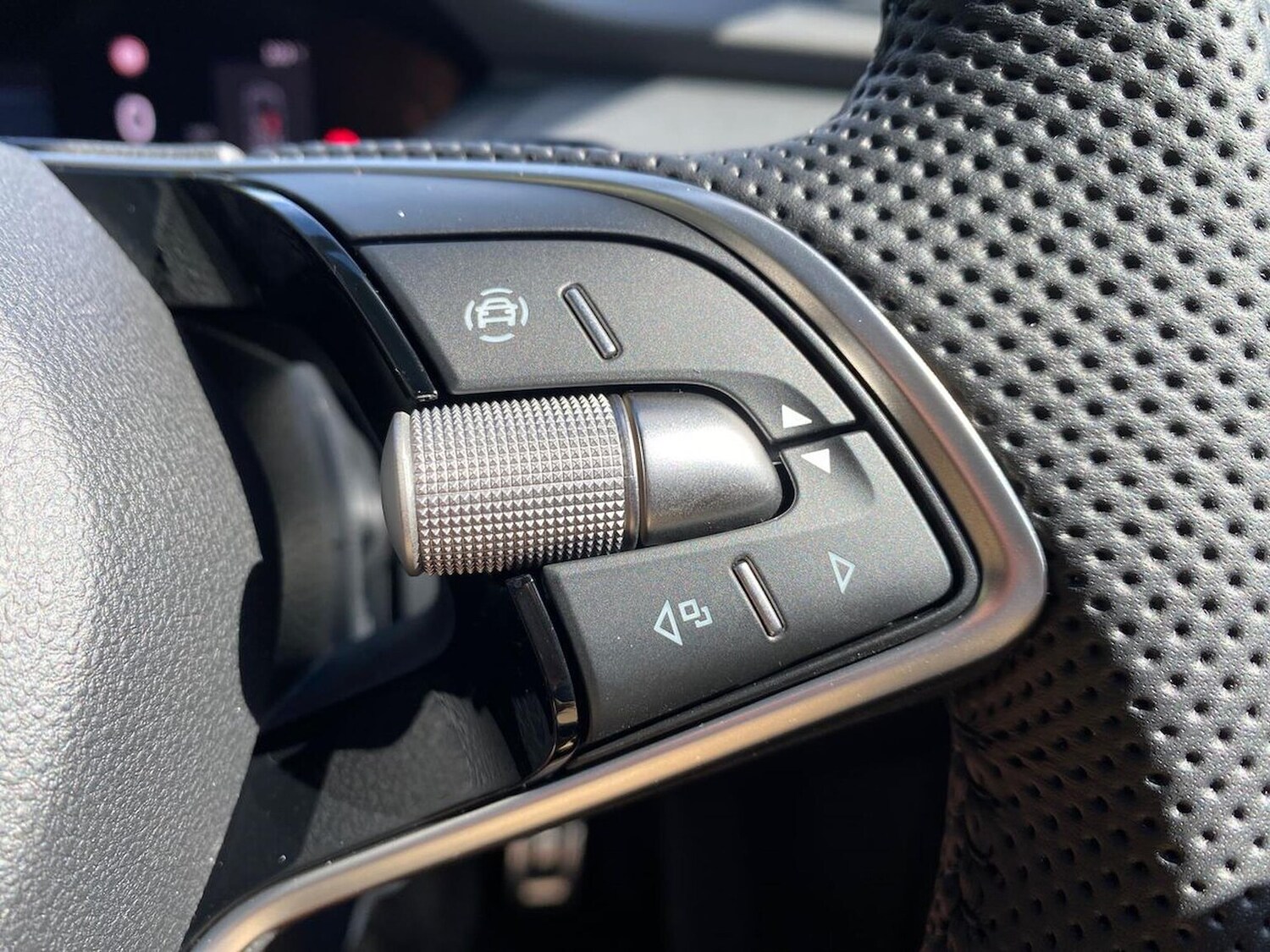 Used Skoda Enyaq 2025 for sale - 78144517: Photo 27