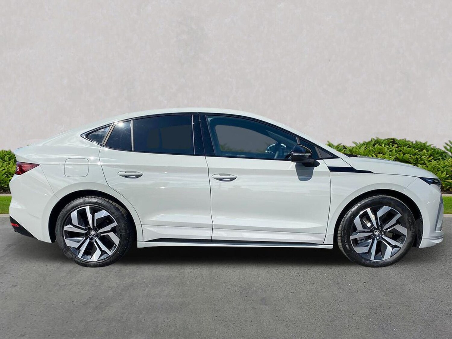 Used Skoda Enyaq 2025 for sale - 78144517: Photo 4