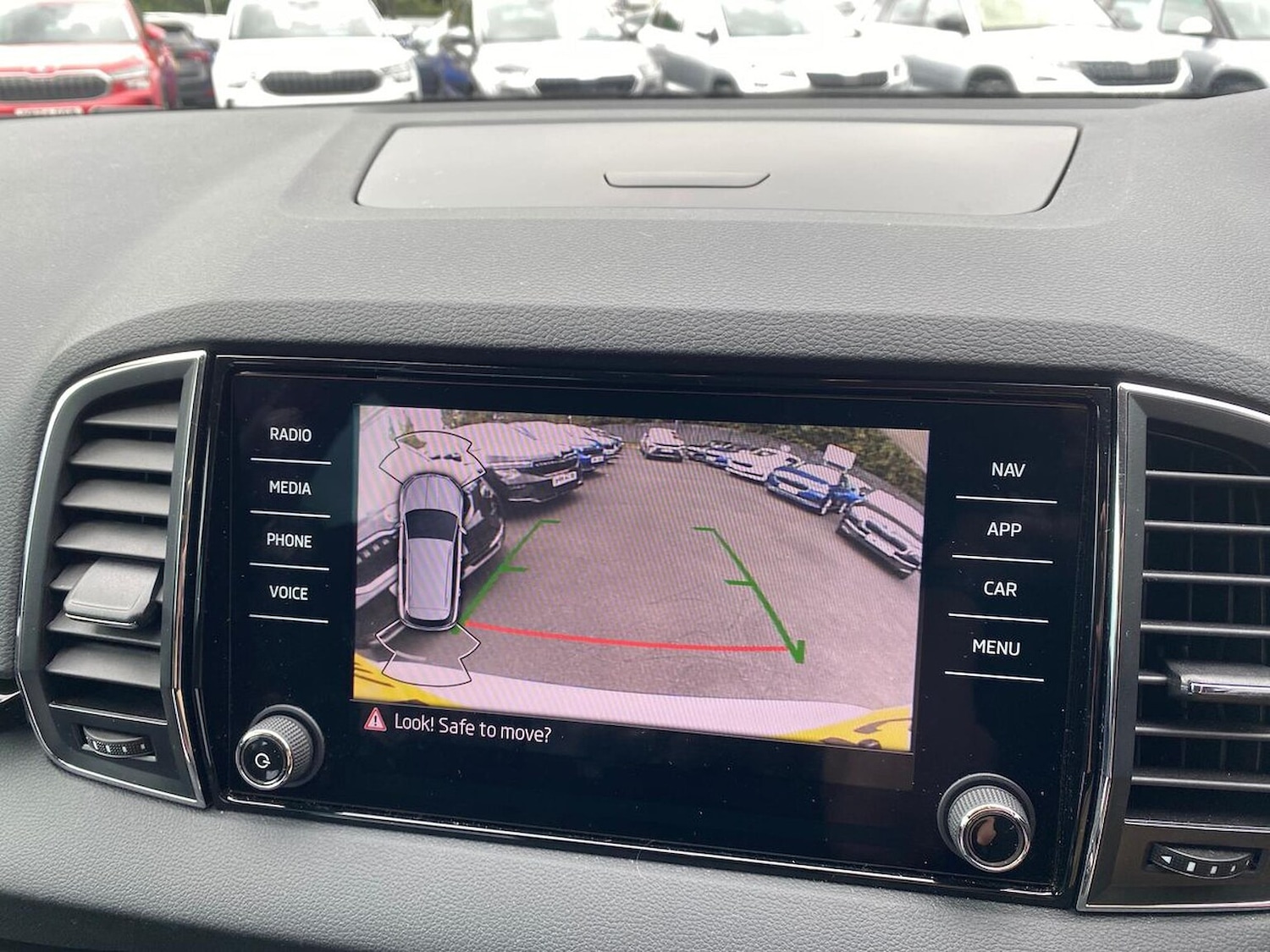 Used Skoda Karoq 2022 for sale - 76340587: Photo 25