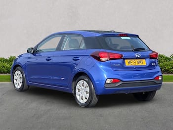 Used Hyundai i20 2019 for sale - 79765312: Photo