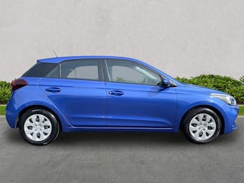 Used Hyundai i20 2019 for sale - 79765312: Photo