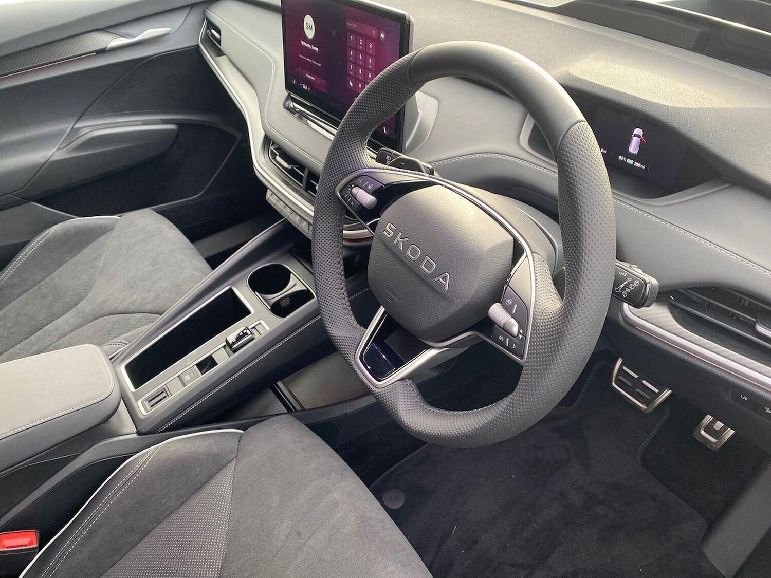 Used Skoda Enyaq 2025 for sale - 77488425: Photo 16