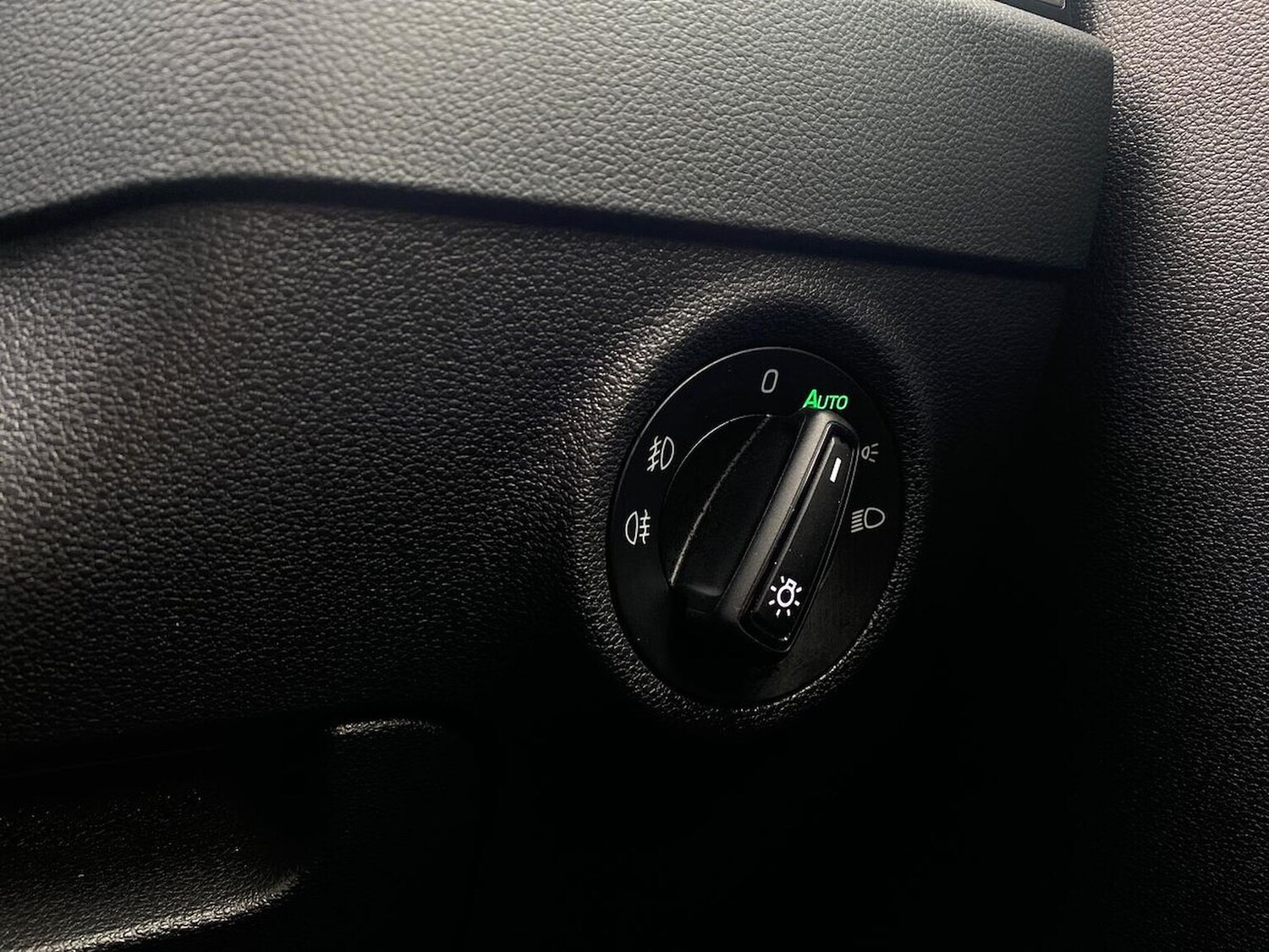 Used Skoda Karoq 2024 for sale - 76430762: Photo 22