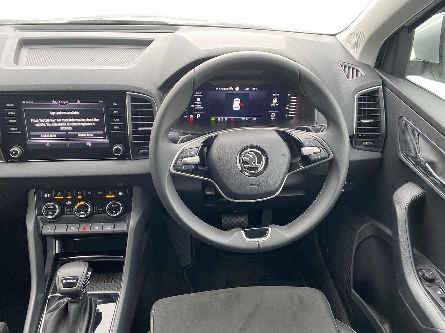 Used Skoda Karoq 2024 for sale - 77872125: Photo 10