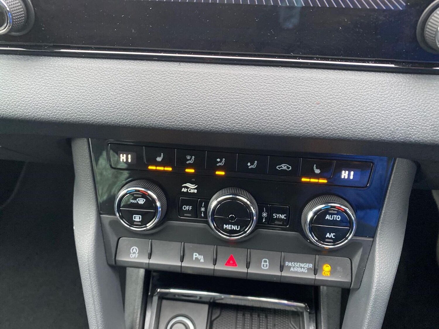 Used Skoda Karoq 2024 for sale - 77872125: Photo 13