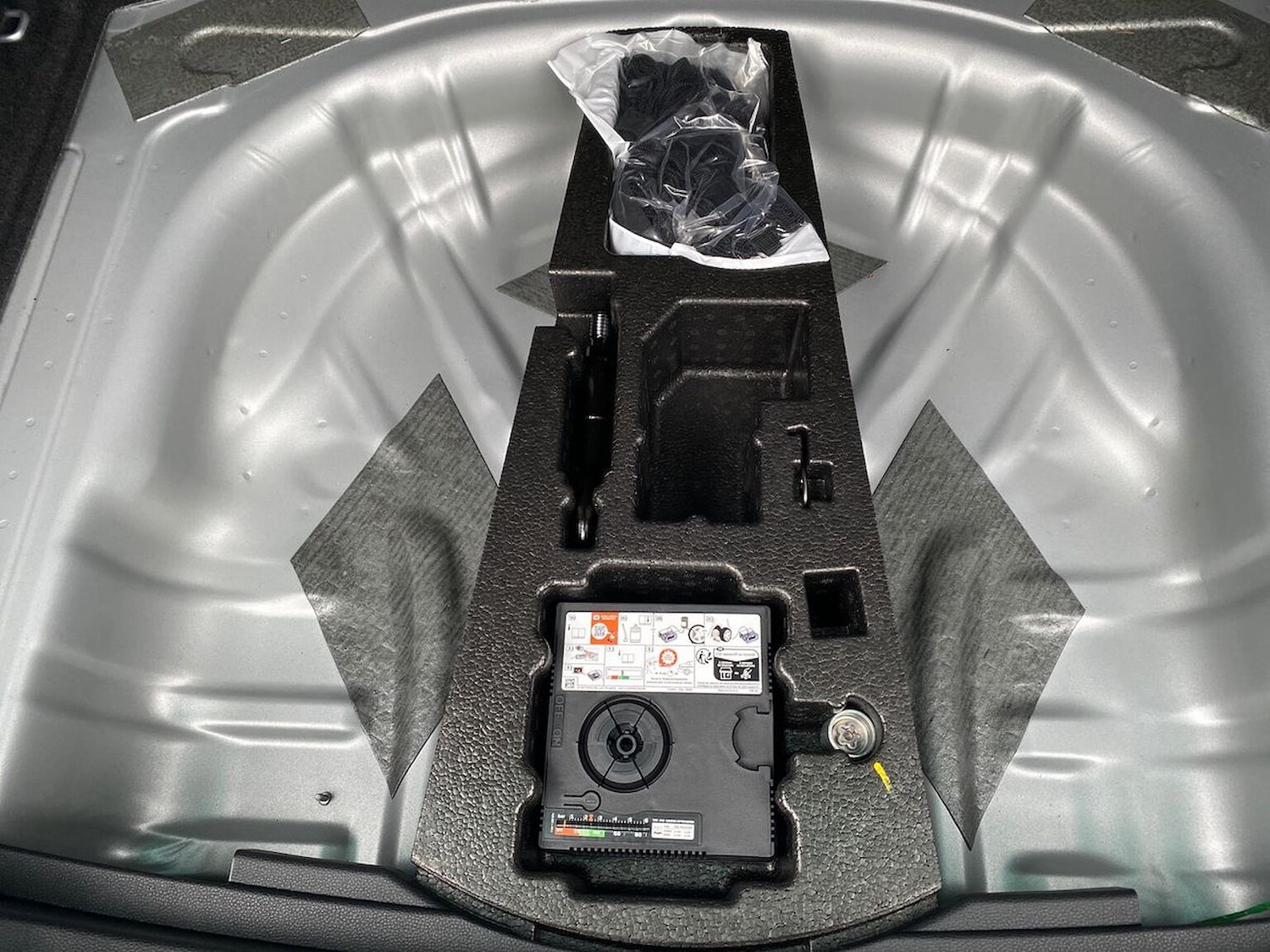 Used Skoda Karoq 2024 for sale - 77872125: Photo 39