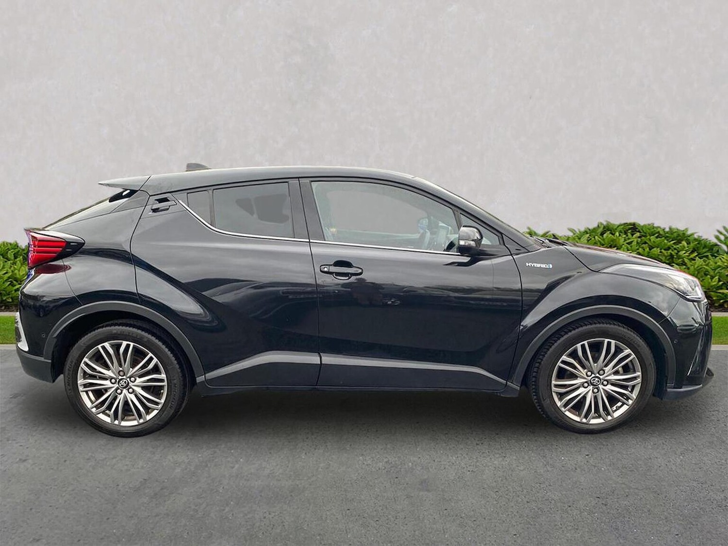 Used Toyota C-HR 2021 for sale - 76478198: Photo 3