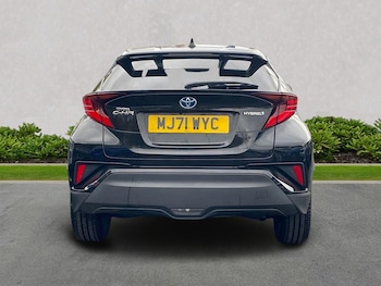 Used Toyota C-HR 2021 for sale - 76478198: Photo