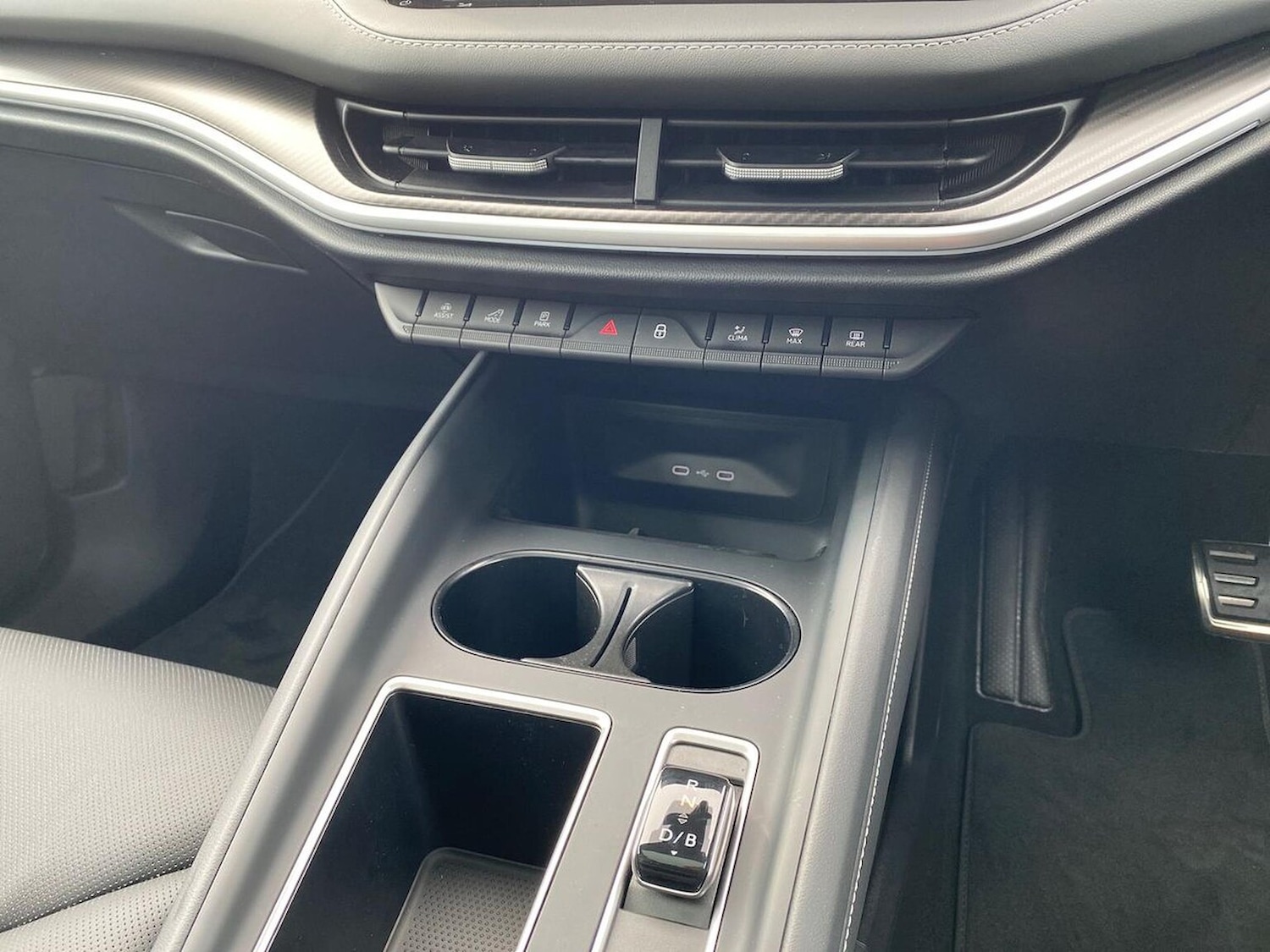 Used Skoda Enyaq 2026 for sale - 78193373: Photo 13